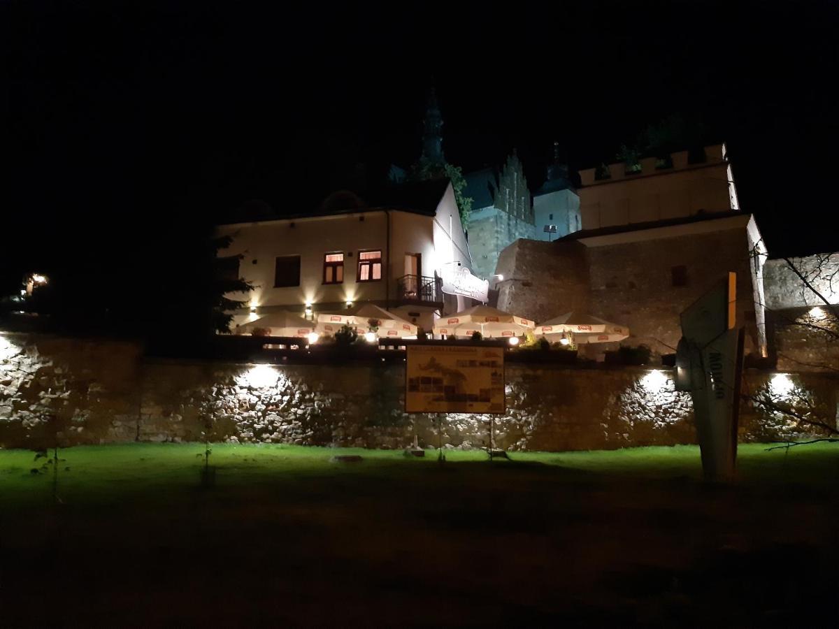 Kamienica Przy Bramie Hotel Opatow  Exterior photo