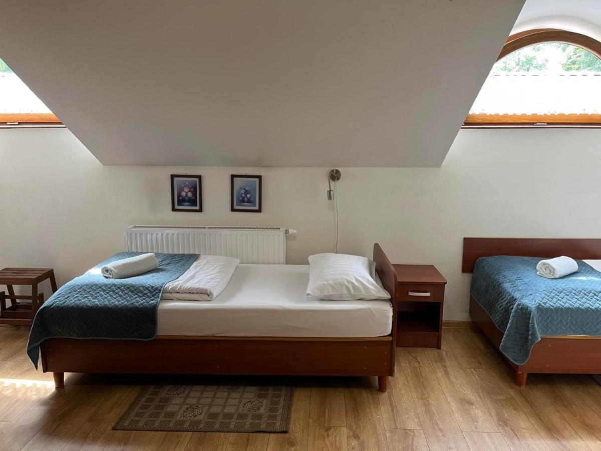 Kamienica Przy Bramie Hotel Opatow  Exterior photo