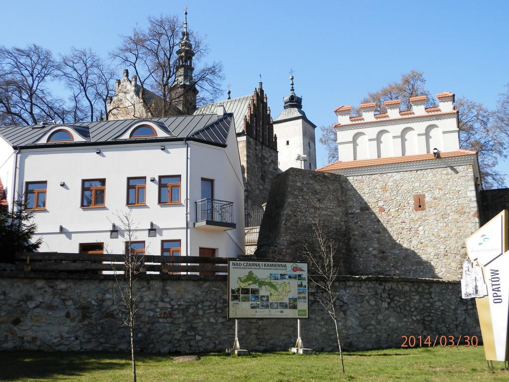 Kamienica Przy Bramie Hotel Opatow  Exterior photo