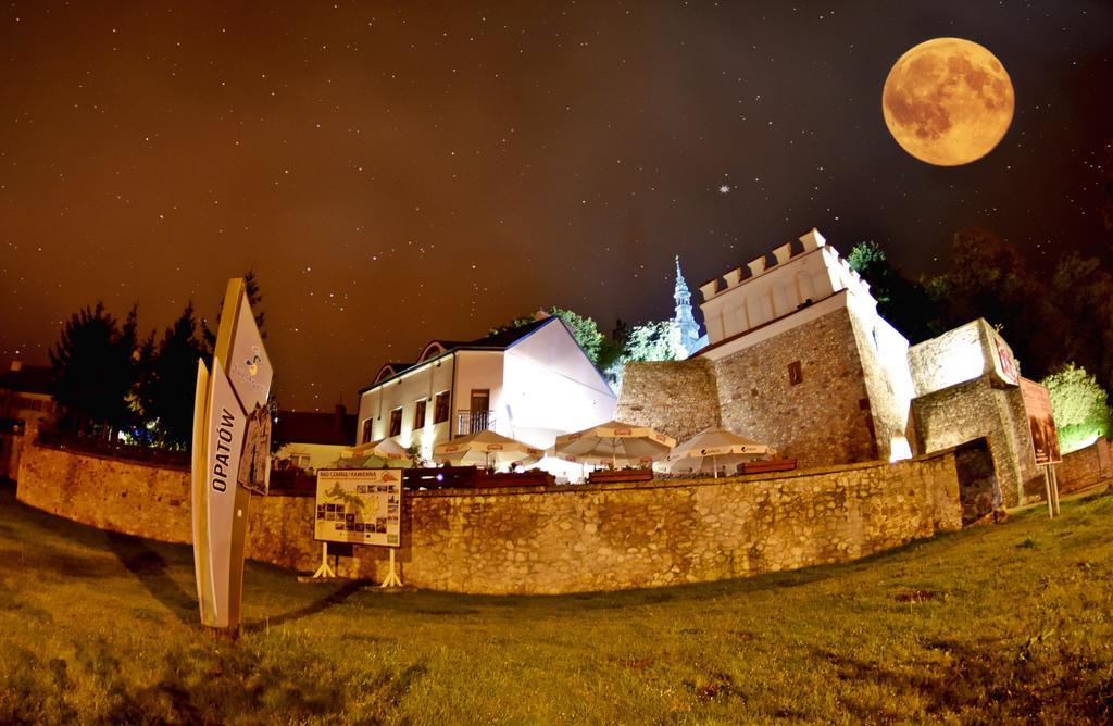 Kamienica Przy Bramie Hotel Opatow  Exterior photo
