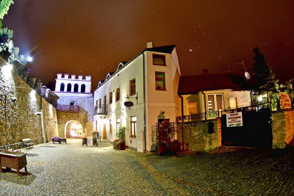 Kamienica Przy Bramie Hotel Opatow  Exterior photo