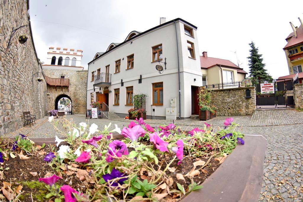 Kamienica Przy Bramie Hotel Opatow  Exterior photo